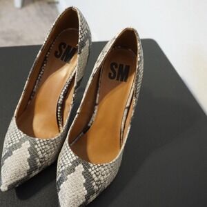 SM New York Snakeskin Print Pumps Women Size 8M Grey Leather High Heel Shoes